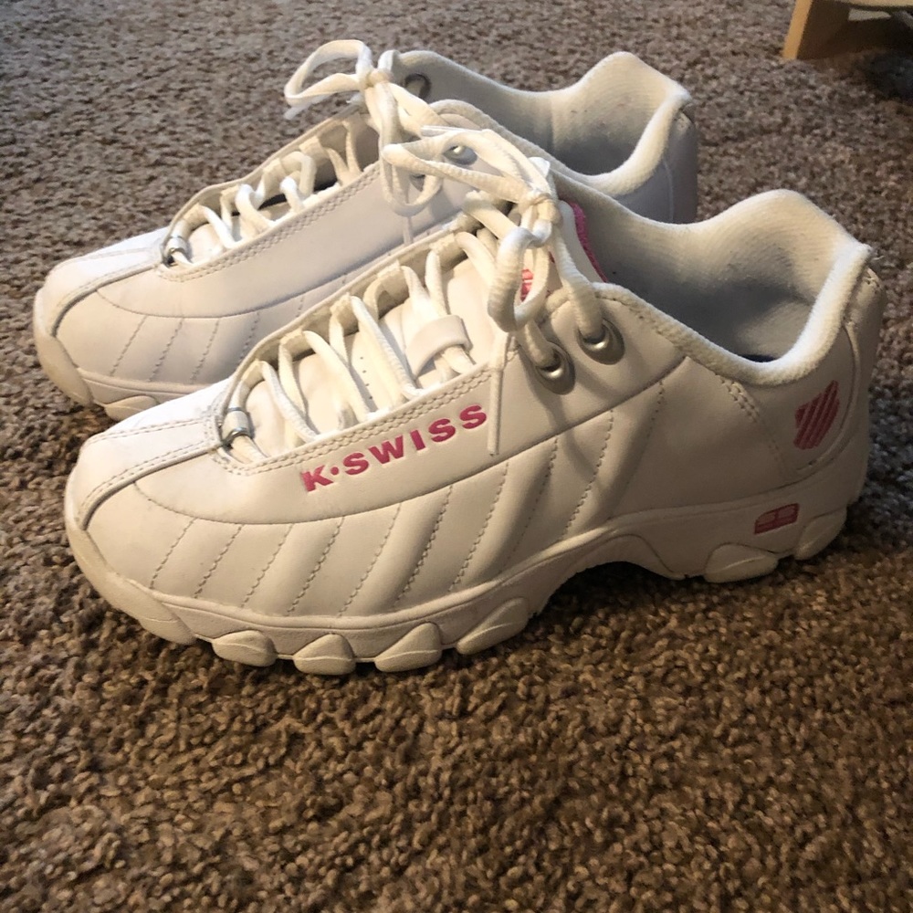 Women’s size 6 KSwiss shoes